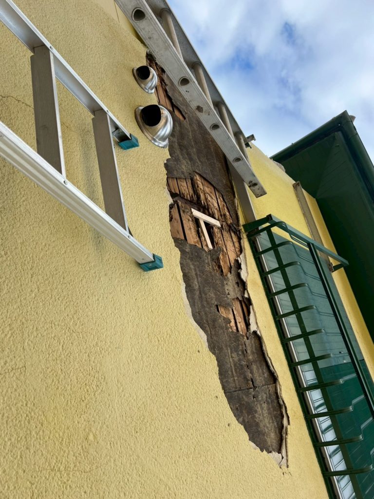 阪南市外壁左官補修